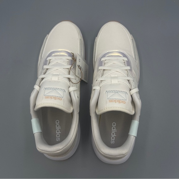 Adidas Women's Retrorun Running Shoe, ChalkWhite/Chalk White/Halo Mint, Size 9 - Picture 8 of 16